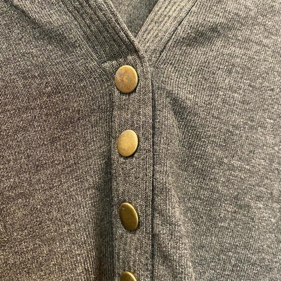 Traleubie charcoal button cardigan, size XL - Picture 4 of 12